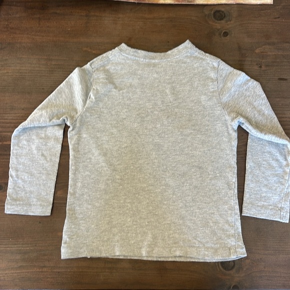 Gap Boys Dino Christmas Long Sleeved T-Shirt Size 4 - Picture 5 of 5